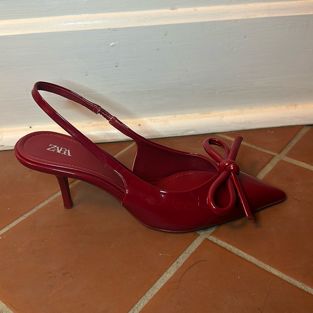 Red/burgundy patent leather her sling backs